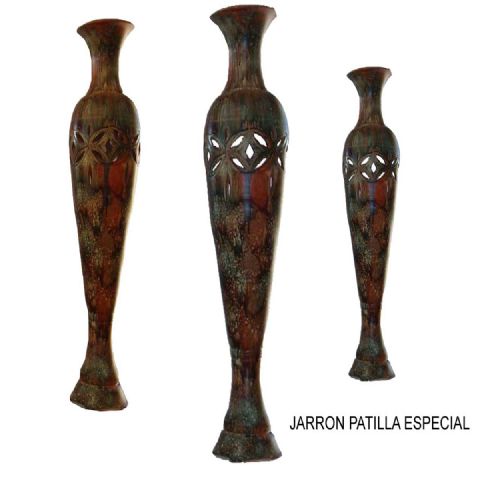 JARRÓN PATILLA .