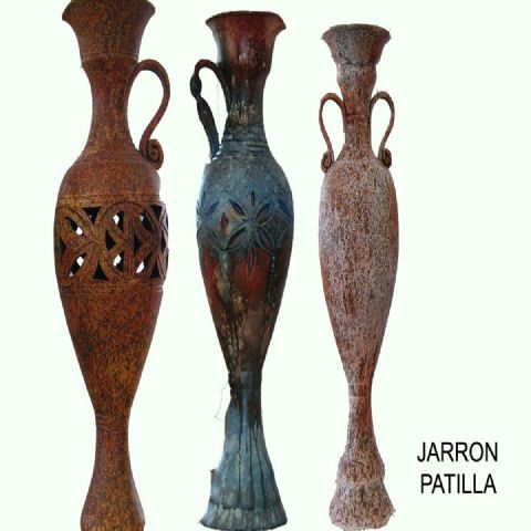 JARRÓN PATILLA .
