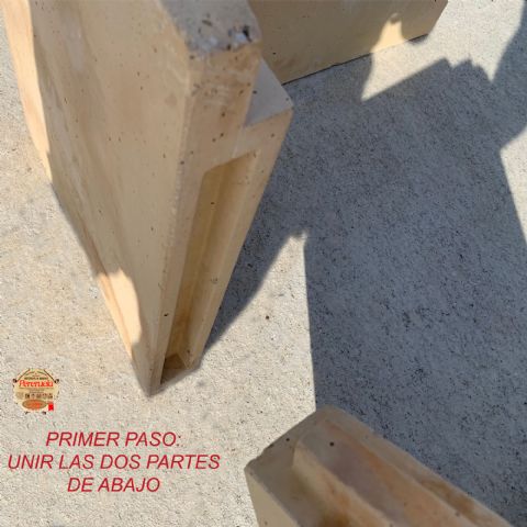 MESA SALOMÓNICA PARA HORNILLA